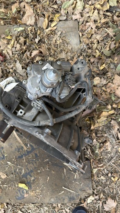 lada vesta robot  karobka