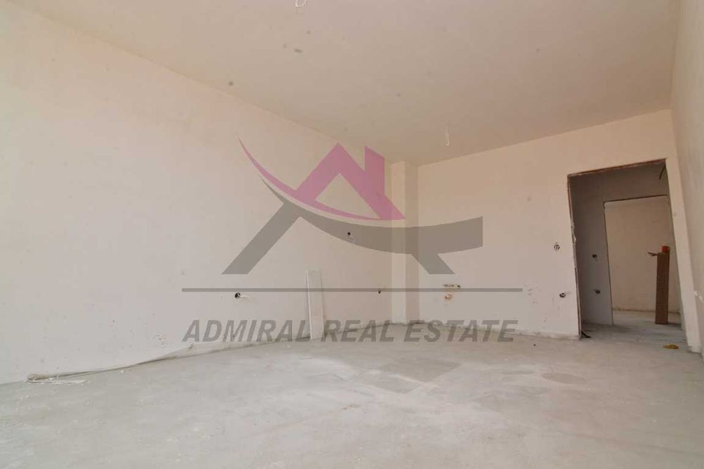 Продава се Двустаен апартамент в Варна, Възраждане 3 - 65 кв.м за 1585 €/кв.м - Снимка #3