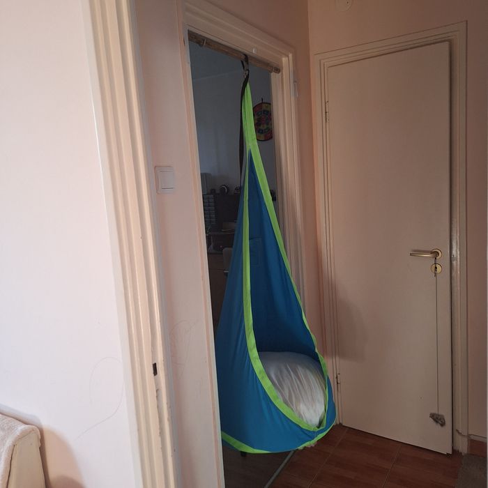 Hamac tip cuib de vanzare folosit de 2 ori.