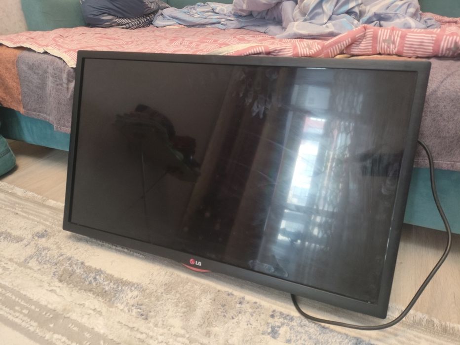 Продам телевизор LG