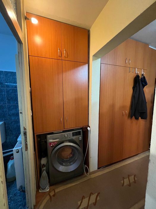 Apartament 2 camere Decomandat,Consul