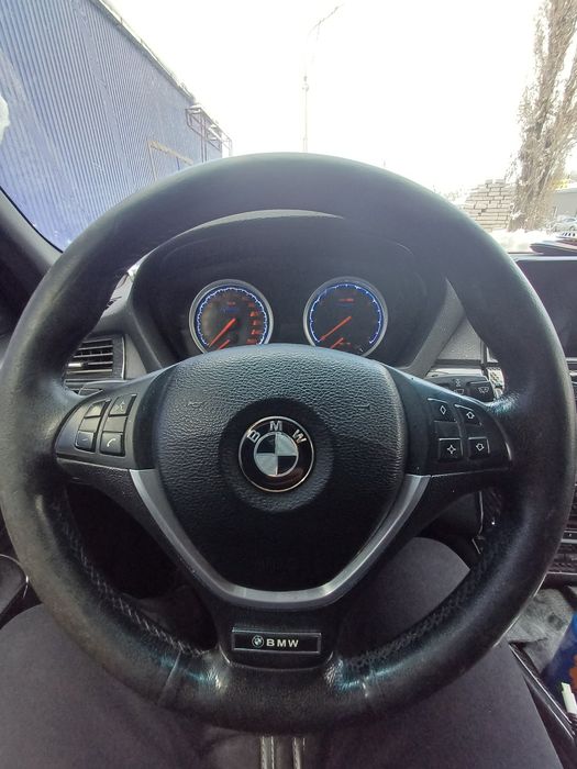 Продам Руль бмв х5 е70