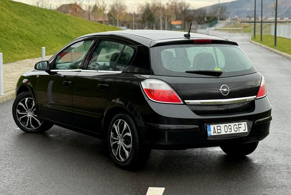 Opel Astra H 1.7 CDTI An-2005 Impecabil !