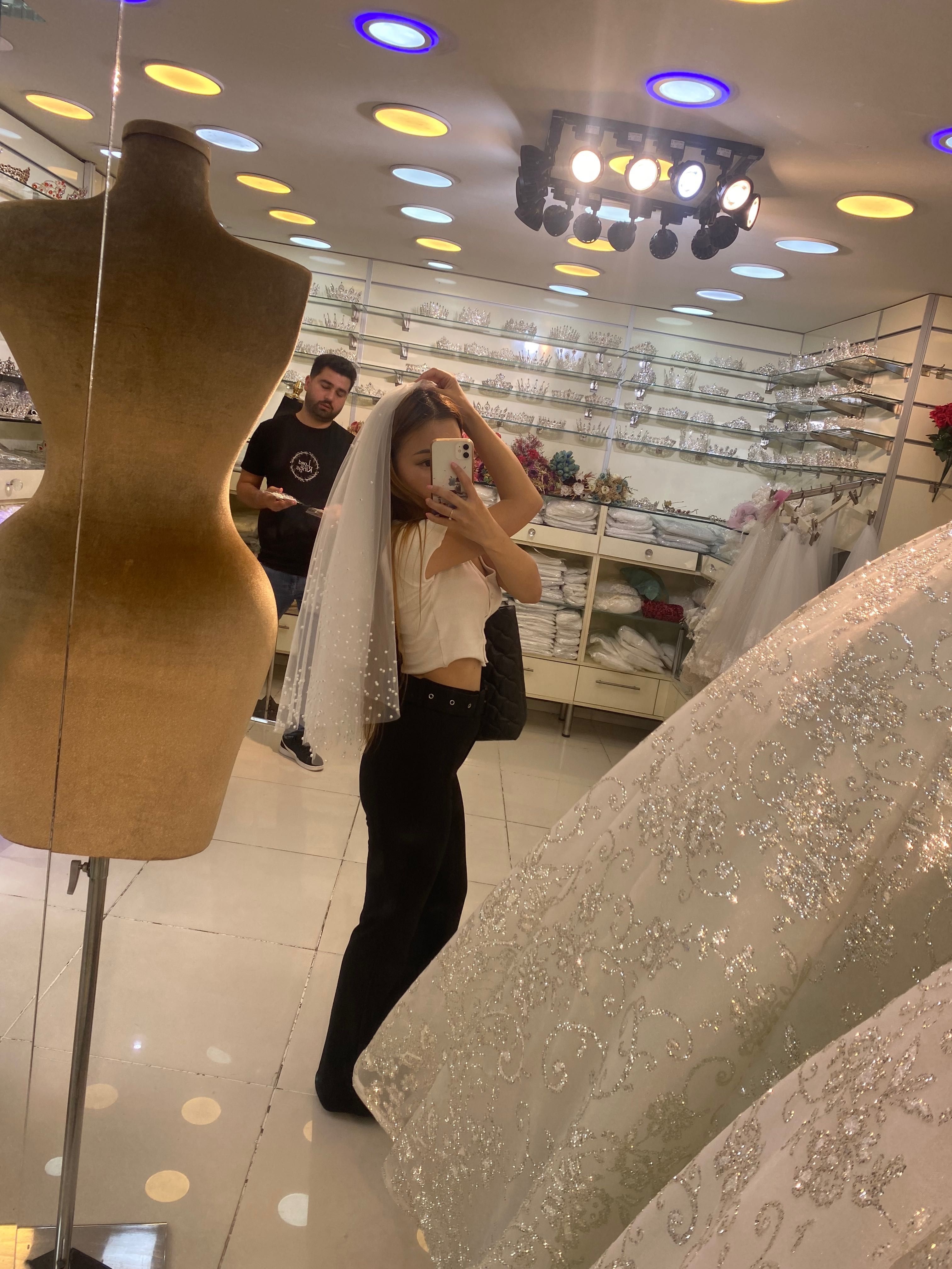 • Продам шикарное свадебное платье от бренда «Barbella» 2В1