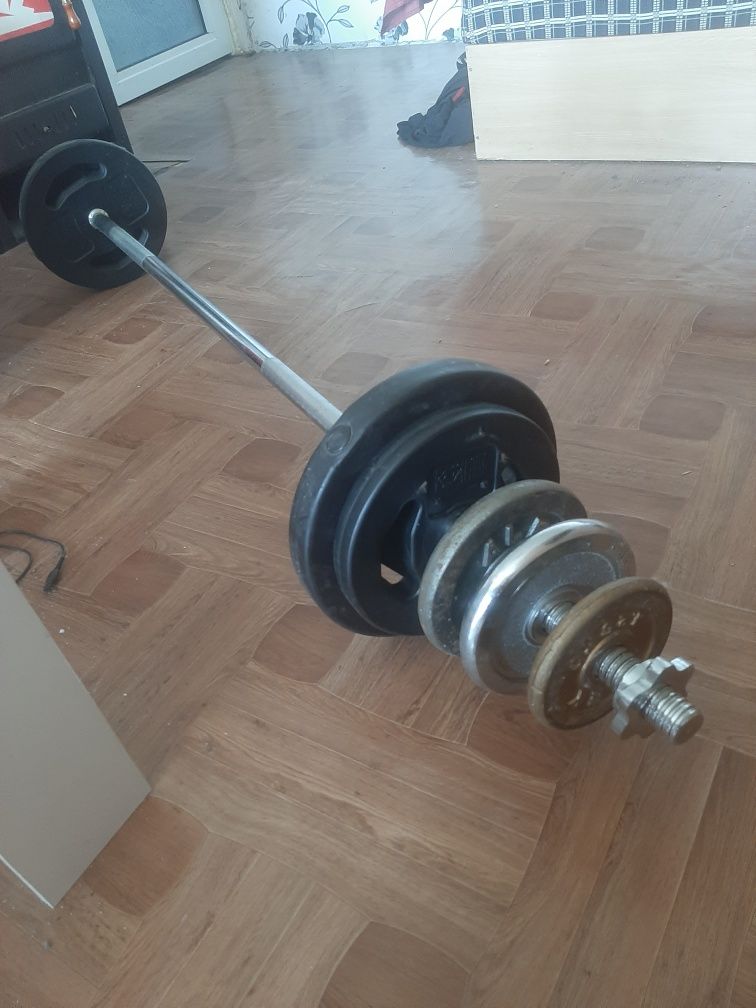 Штанга с допалнителни тежасти