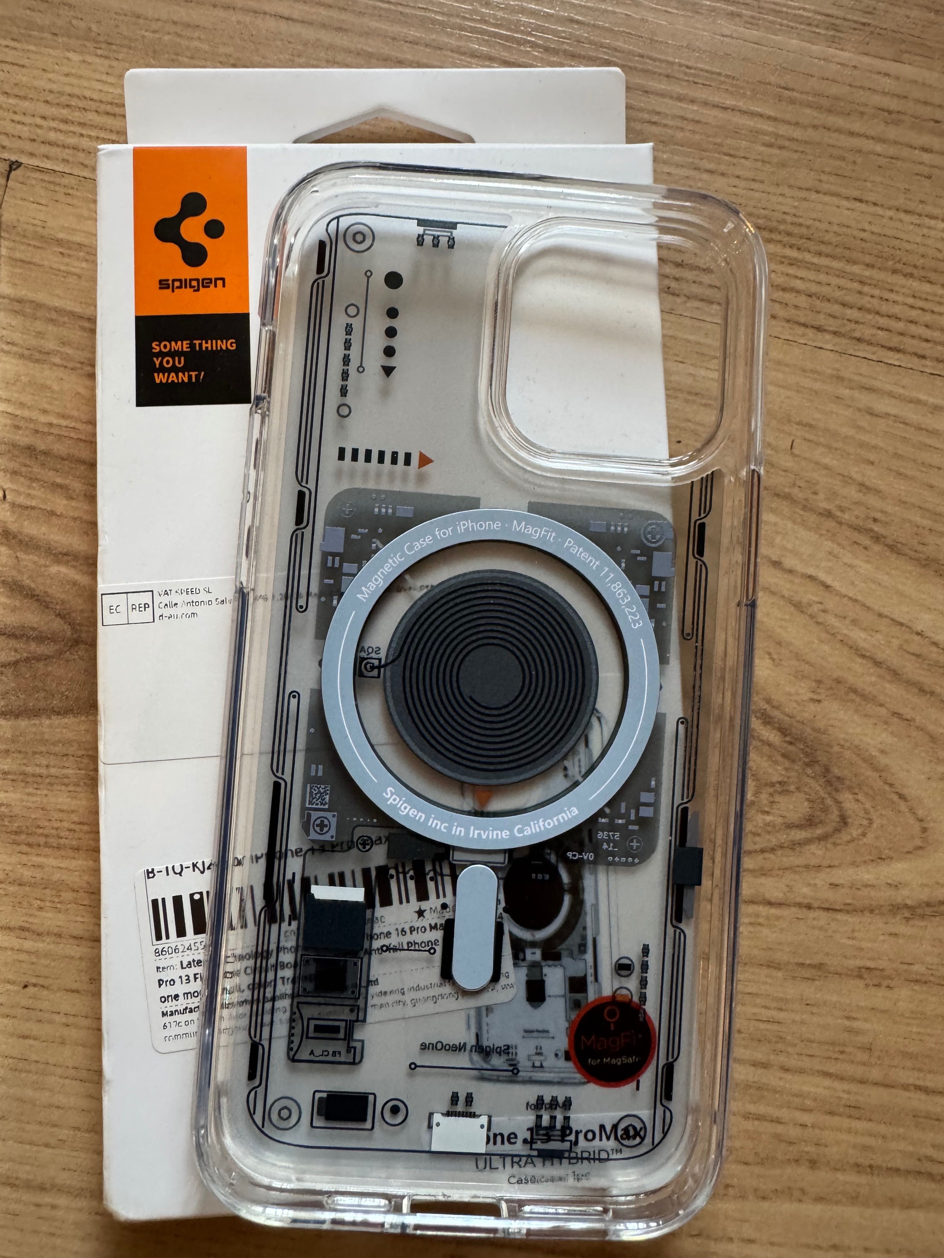Кейсове за iPhone 13 Pro Max