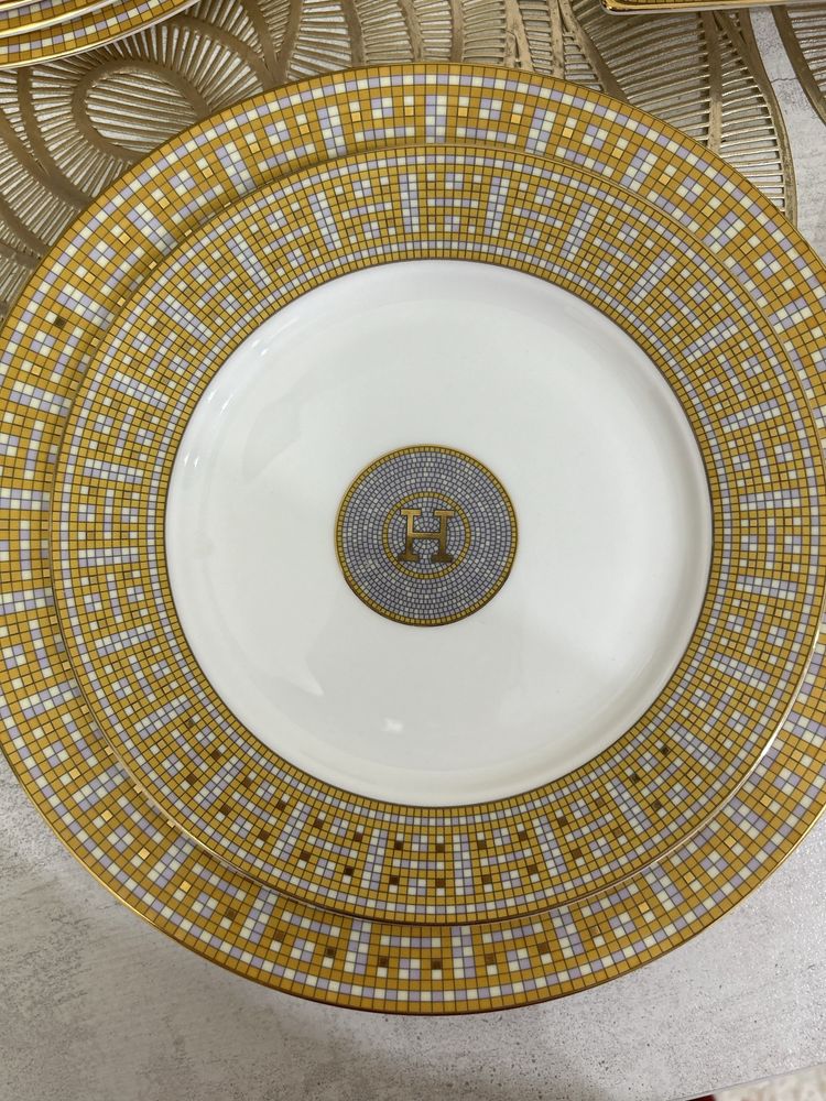 Продам сервиз оригинал Hermes
