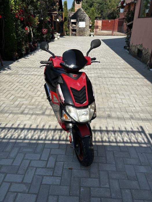 Vand scuter kymco