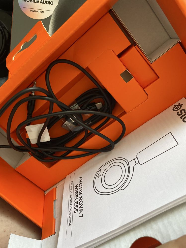Vand casti arctis nova 7 wireless