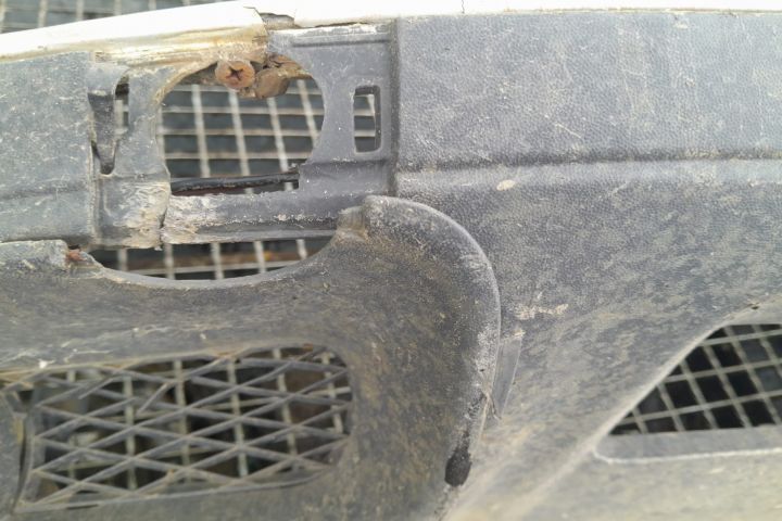 Bara fata cu spalatoare7L6807061J Volkswagen VW Touareg generatia 1 7L  [din 2002 pana  2007] seria