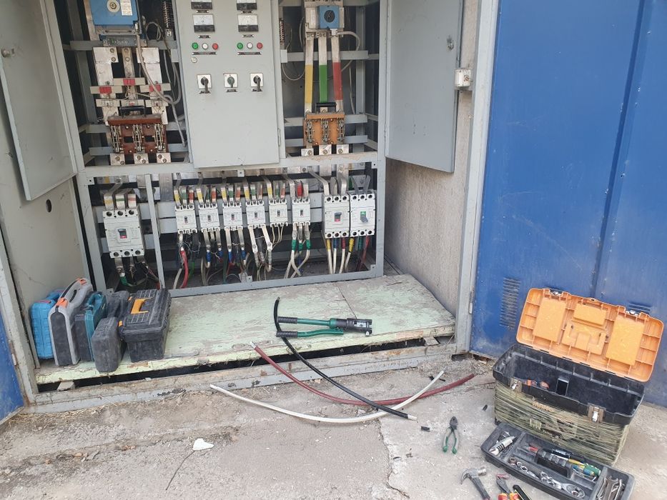 Монтёр Электрик Монтажник