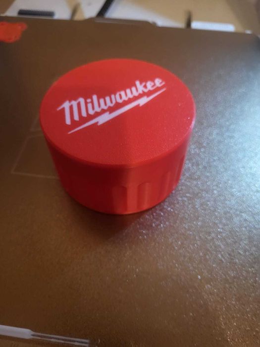 cutie Milwaukee 75x80 mm