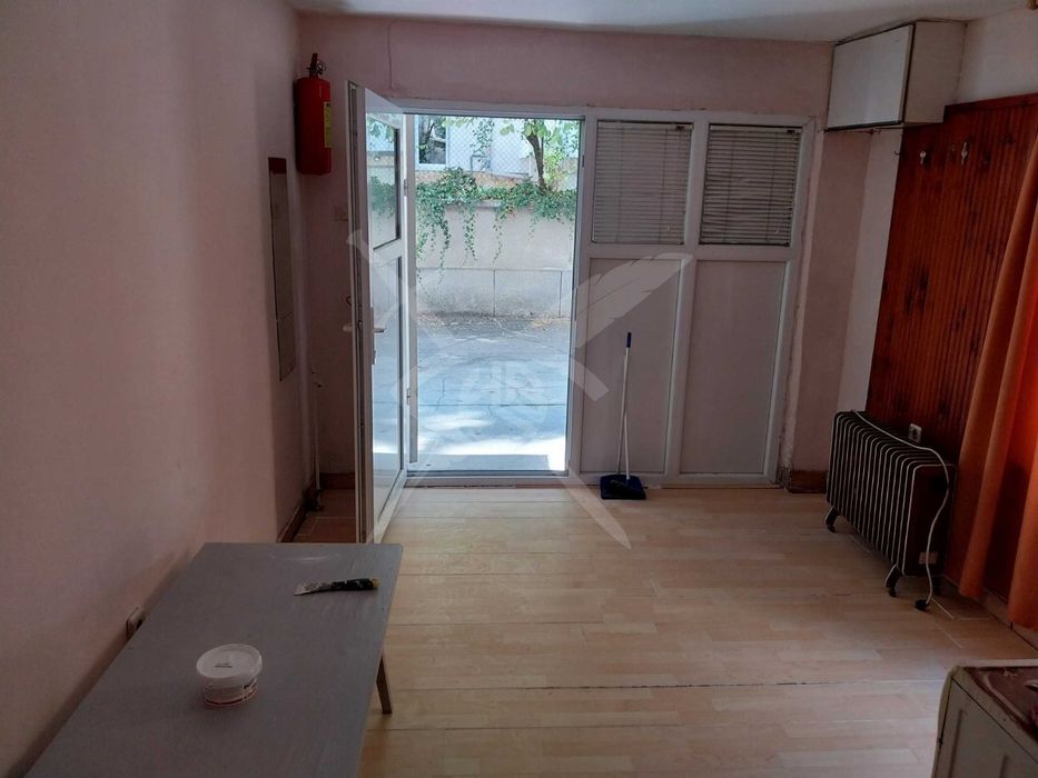 Продава се Едностаен апартамент в София, Редута - 18 кв.м за 2334 €/кв.м - Снимка #4