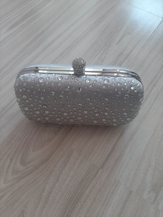 Малка чантчка за сватба или бал