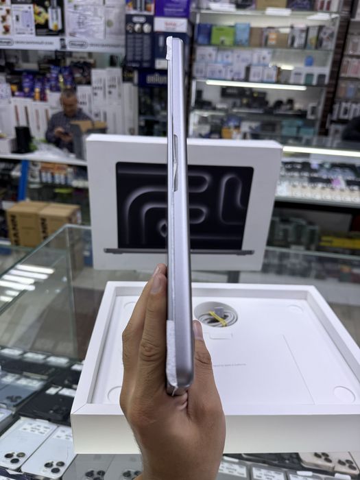 Macbook pro m3 14 inch