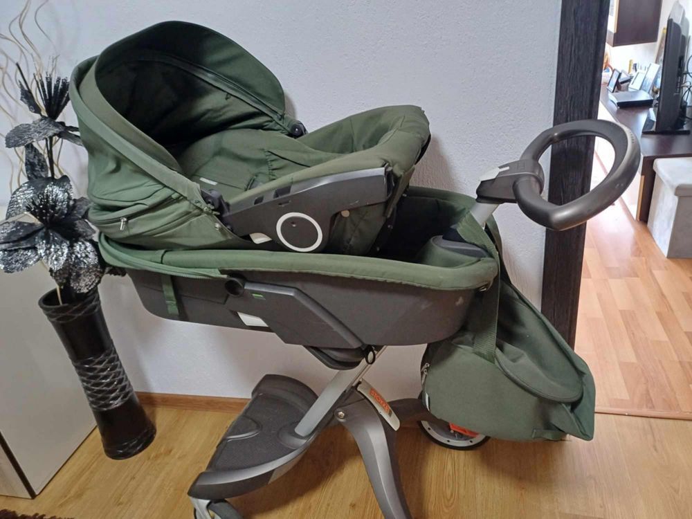 Бебешка количка STOKKE Explorie Carry Cot, Green