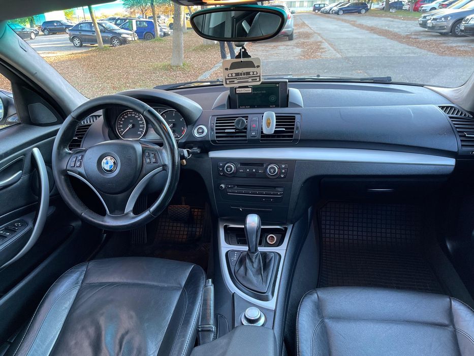 BMW Seria 1 facelift, Automat, 204Cp