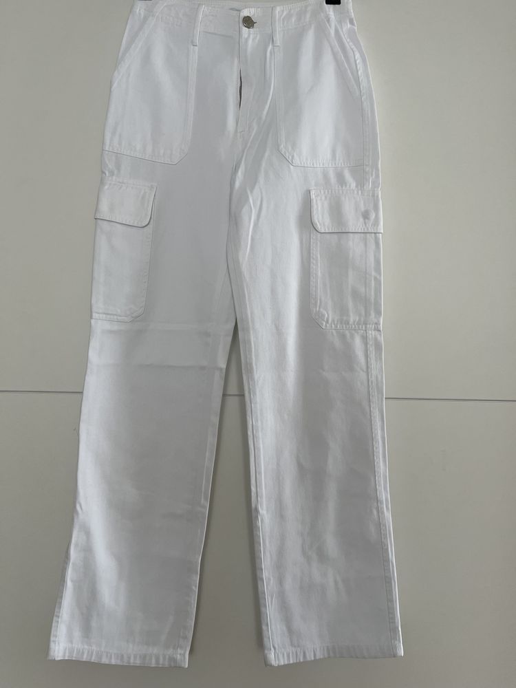 Продавам Cargo Pants