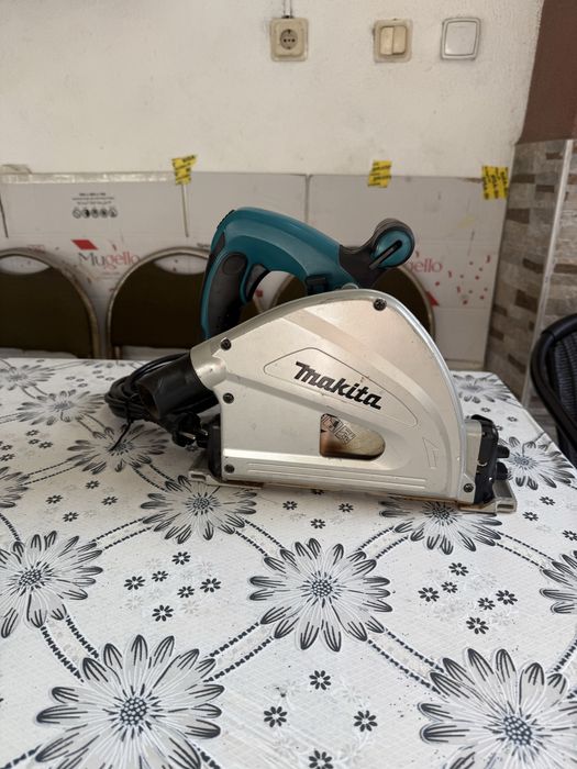 Потапящ ръчен циркуляр Makita SP6000, 1300 W, Ø 165 мм