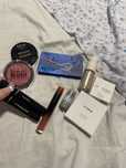 Гримове- Mac , milk , rare beauty , huda beauty , nyx и още
