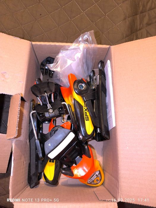 Продавам Чисто нови ски Rossignol GS Fis ски . 188 см модел 2024-2025г