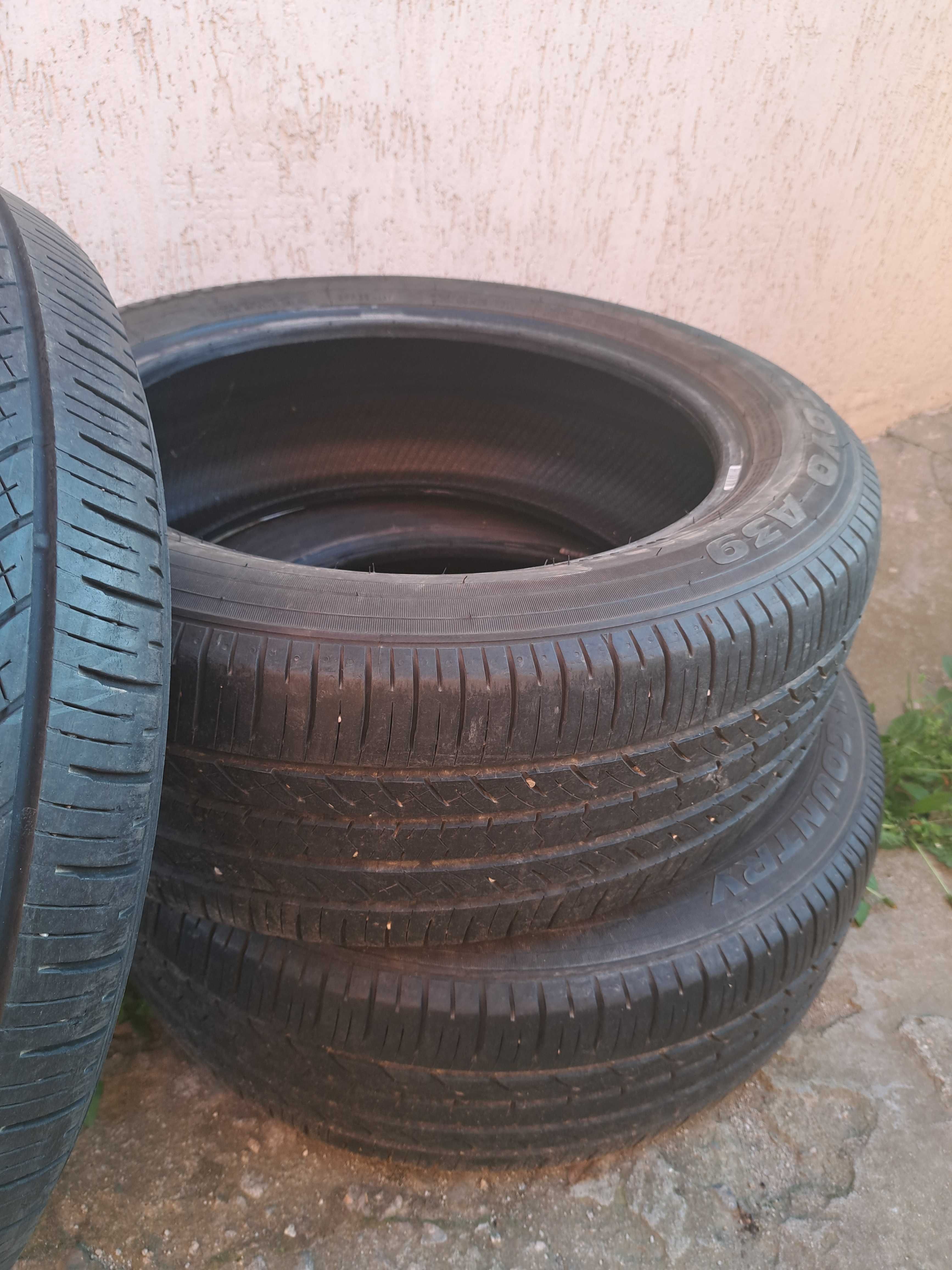 Гуми Toyo 235/55/19 3 на цената на 2