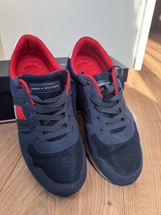 Тоmmy Hilfiger детски обувки 39 номер