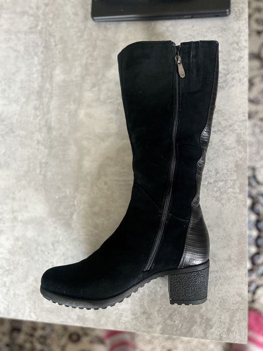 Новые, полностью натуралки рр 39-40