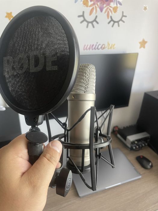 Microfon studi Rode nt1 A