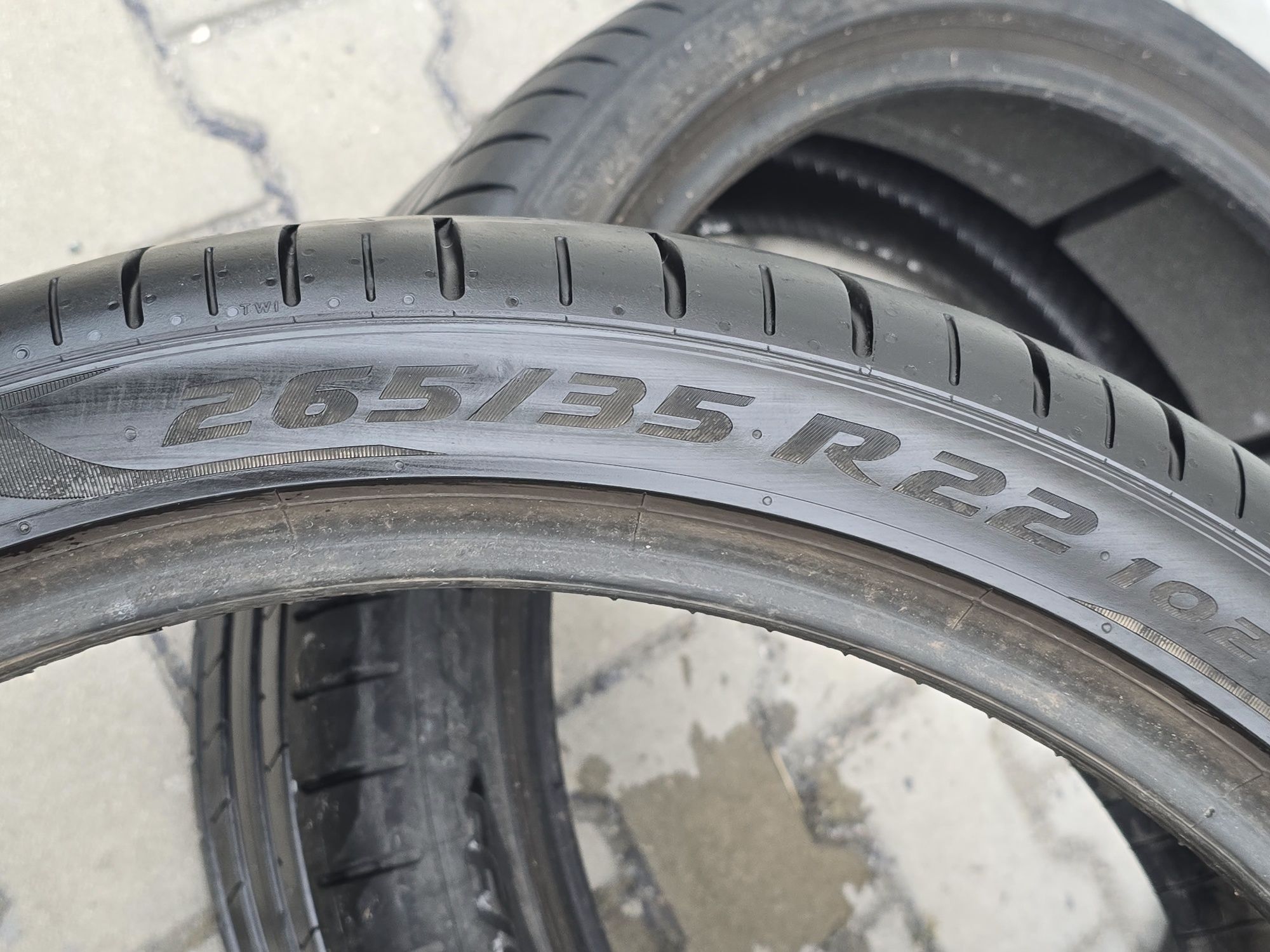 265 35 22 Pirelli