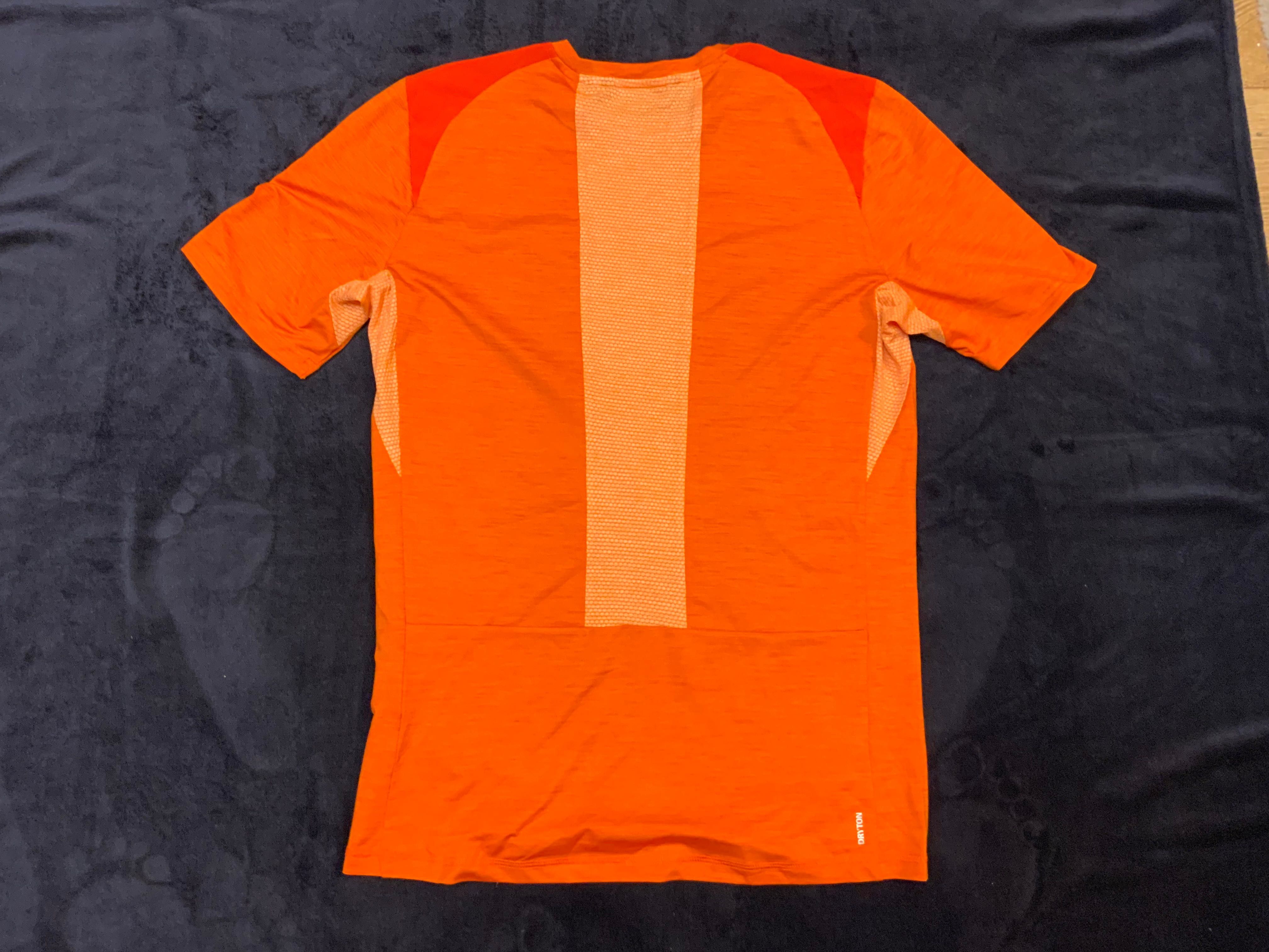 Salewa-оригинална тениска 48 м