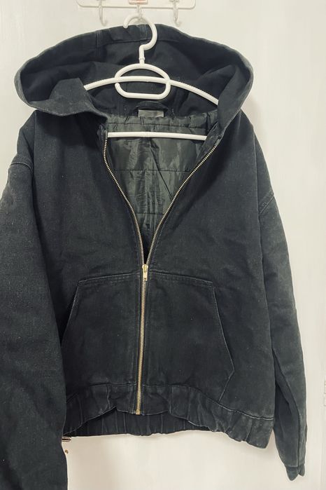 Дебело,дънково яке. Черно.