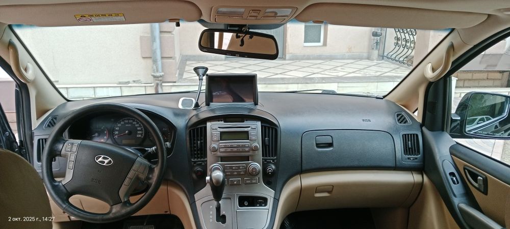 Hyundai Grand Starex