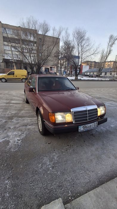 Продам Мерседес 124