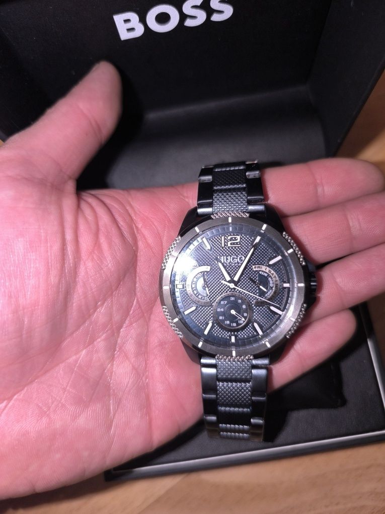 Часовник Hugo Boss