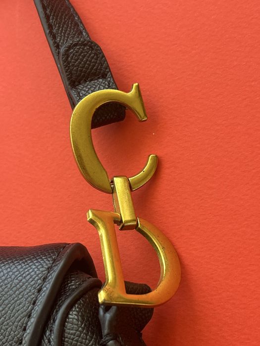 Дамска малка чанта CD Black Grained Calfskin Leather Saddle Bag