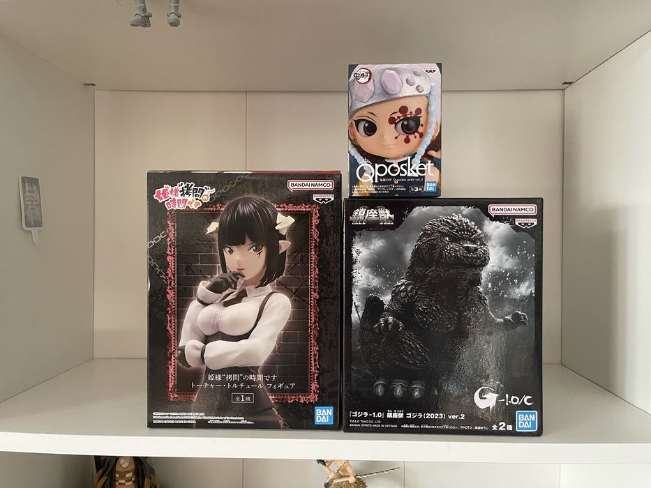 Комплект от 3 фигурки – 100 лв