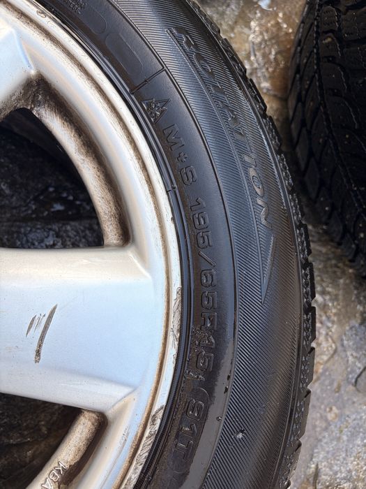 Jante vw R15 set cu cauciucuri de iarna 195/65/15