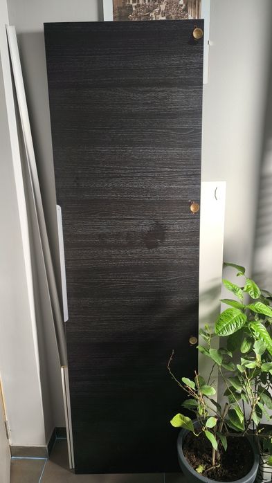 Uși dulap metod ikea