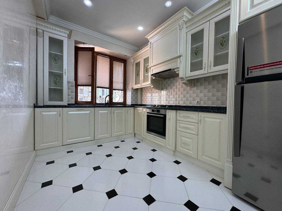 Yunusoboda 3 Xonali Kvartira ijaraga Beriladi manzil: ЖК Xon Saroy