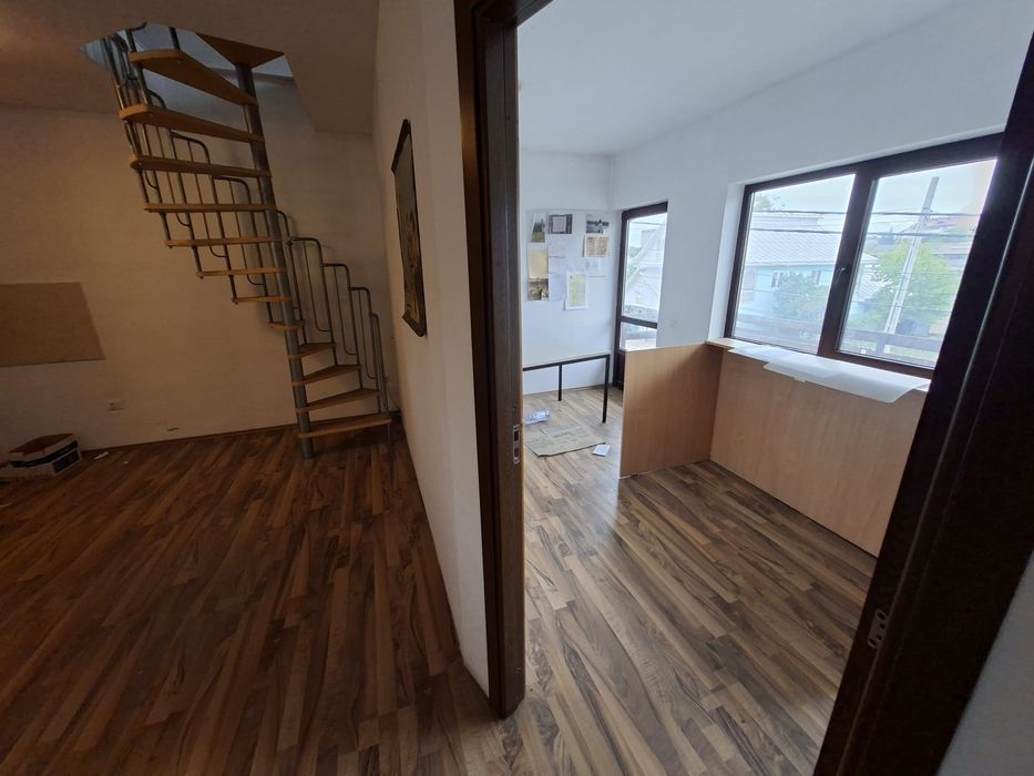 Vând imobil în Roznov Piatra Neamț