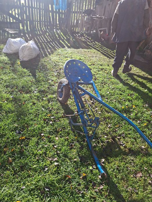 Scaun de cositoare bcs