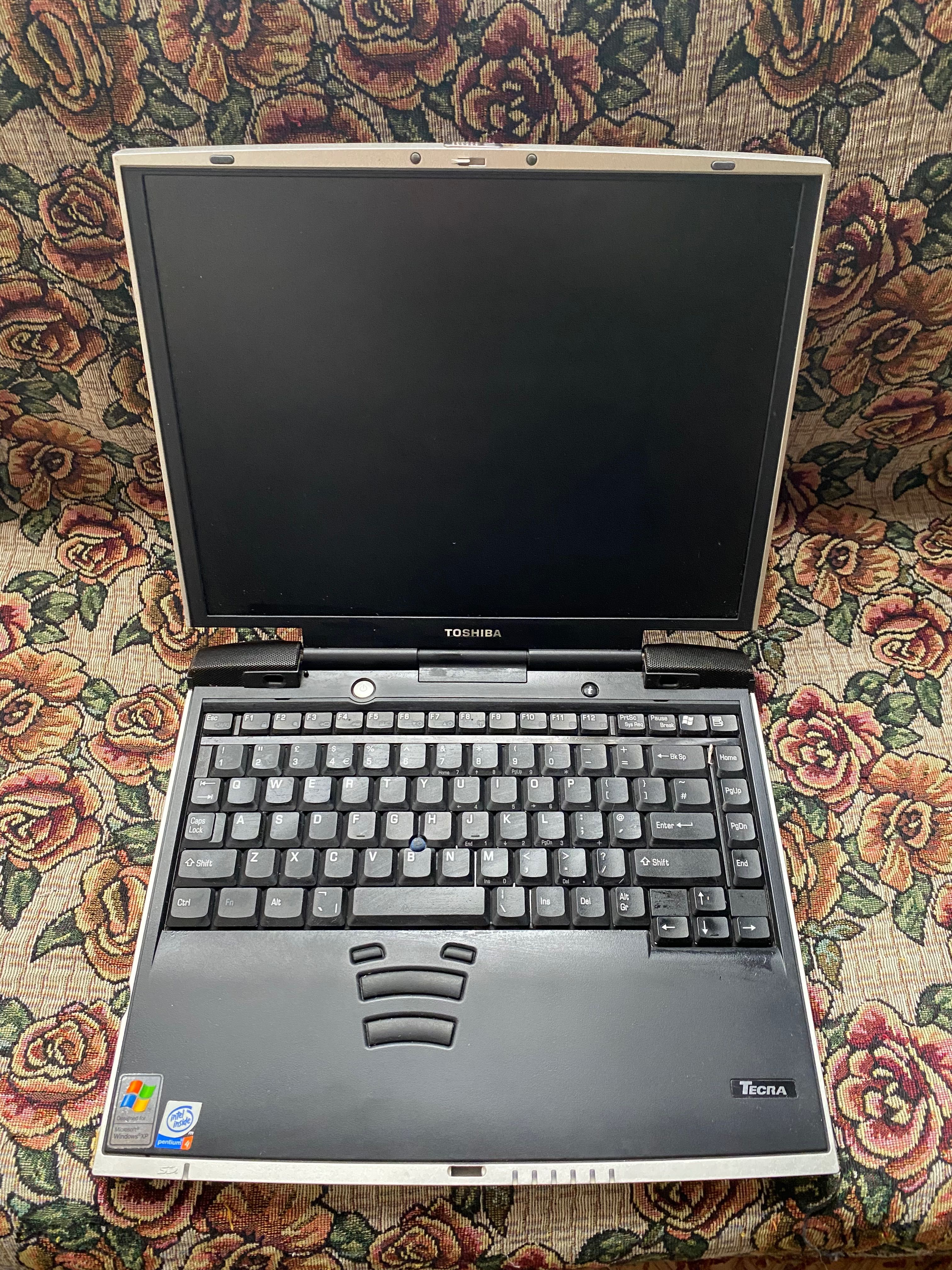 Продвам ретро-стар лаптоп TOSHIBA T9100