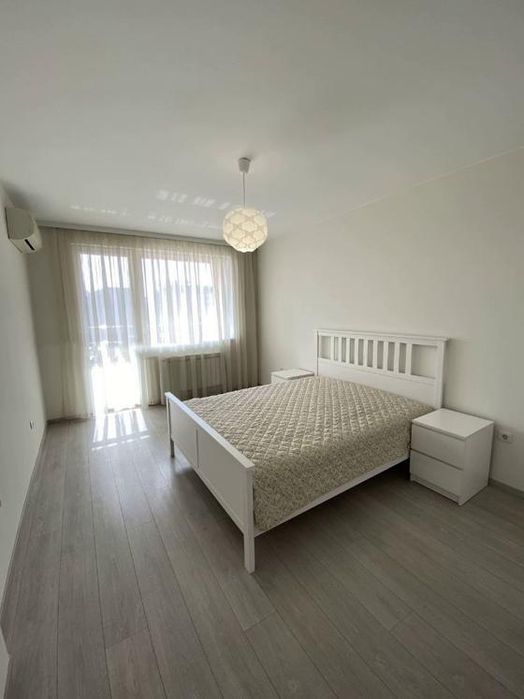 Дава се под наем Тристаен апартамент в Пловдив, Кършияка - 130 кв.м за 650 € - Снимка #6