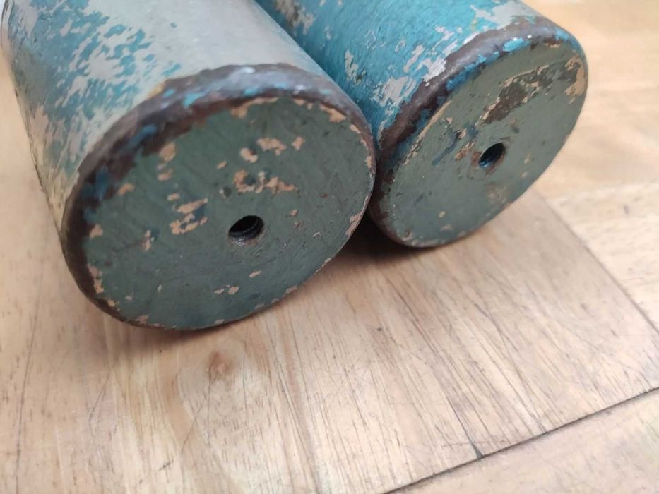 Гири 2 х 2 кг използвани