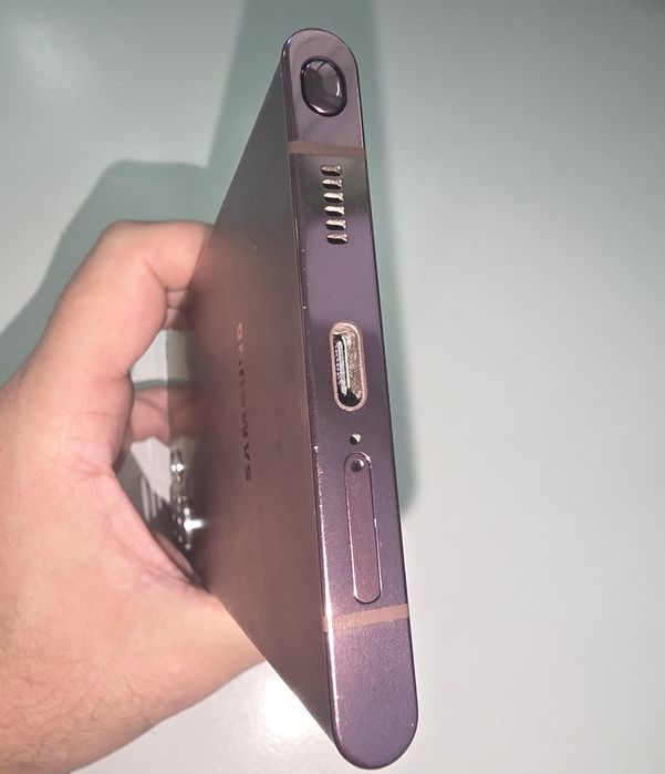 Galaxy S22 Ultra 5G/12/256GB Отличен