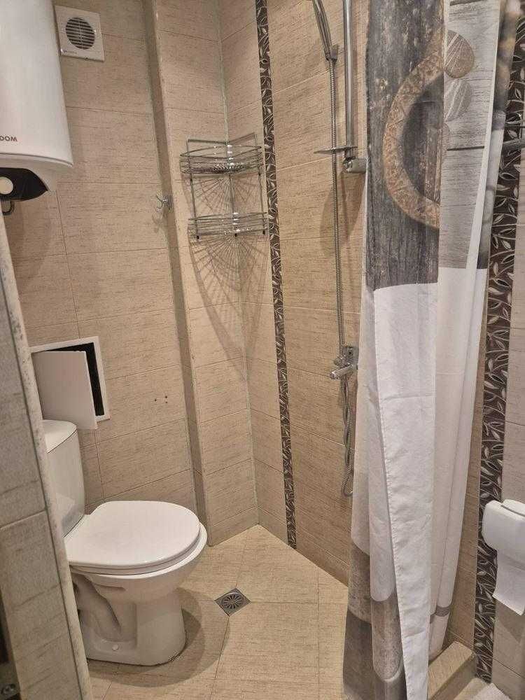 Продава се Тристаен апартамент в Бургас, Център - 85 кв.м за 3177 €/кв.м - Снимка #4
