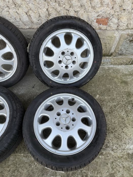 A-class 185/55/15 зимни гуми с джанти