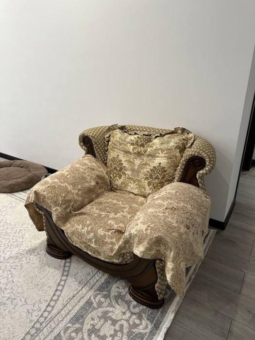 Мягкое кресло бу
