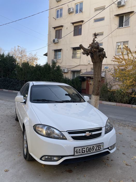 Jentra sotiladi 2018 oq